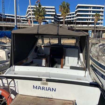 Nice Boat To Sleep In Barcelona Sant Adria de Besos Exterior foto